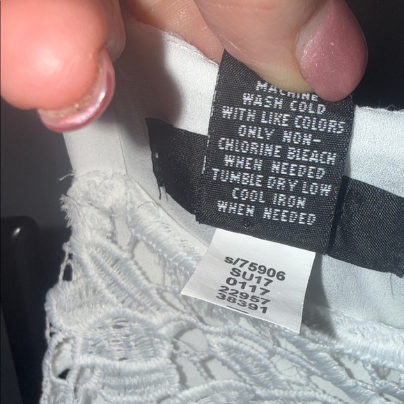 Alfani Women’s  White Lace Dresd - Picture 5 of 10